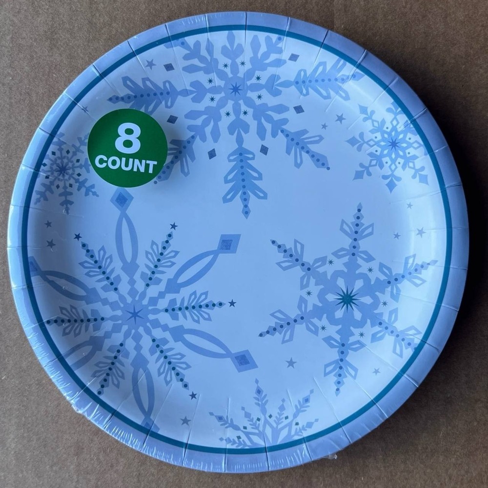 10 Pack 8 Count Blue Snowflake Paper Plates 7" (80 Total)